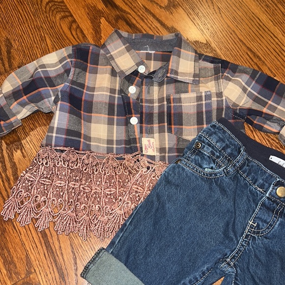 Gypsy south plaid button down with jeans - Picture 2 of 3